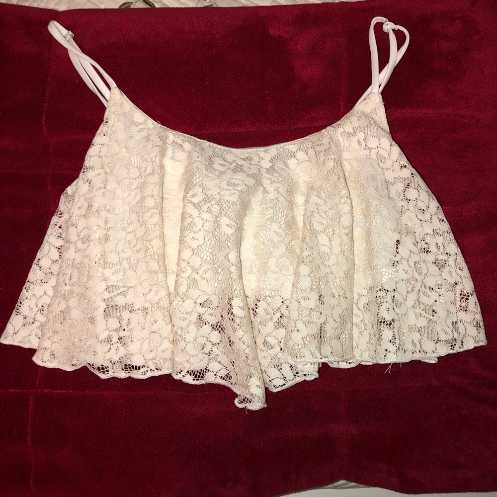 lace crop top